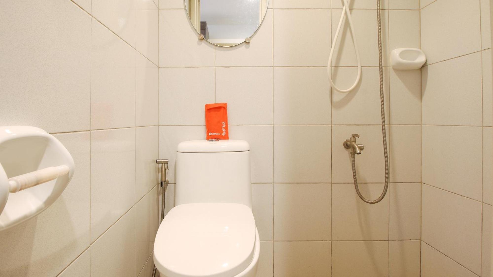 Reddoorz Plus At Evangelista Street Makati Makati City Екстериор снимка