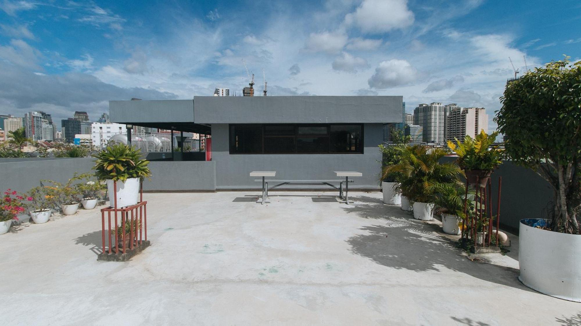 Reddoorz Plus At Evangelista Street Makati Makati City Екстериор снимка